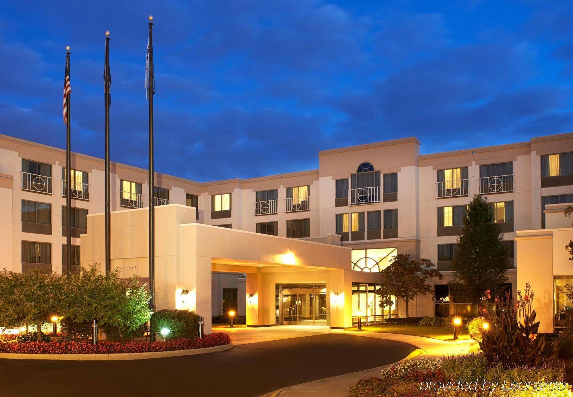 Detroit Metro Airport Marriott Hotel Romulus Exterior photo